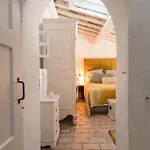 2 Bedrooms Saint-tropez, Next To The Port بيت للعطل *
