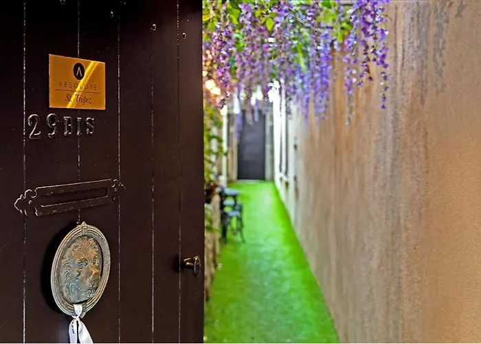 Steps From The Port! Chic 2-bed In The Heart Of Сasa de vacaciones