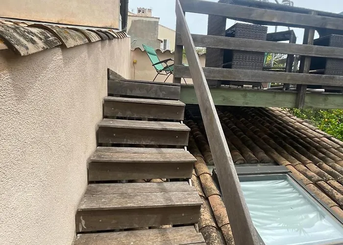 Steps From The Port! Chic 2-bed In The Heart Of * Saint-Tropez